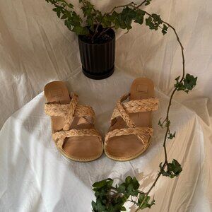 Dolce Vita Nebi Natural Raffia Woven Sandals